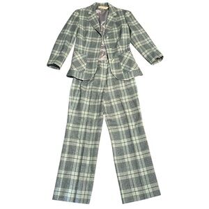 Pendleton women’s vintage wool plaid blazer/pant suit